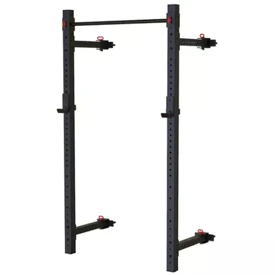 Ruimtebesparend opvouwbaar wall rack van Toorx met chin-up bar en J-hook. Ideaal voor een garage workout.