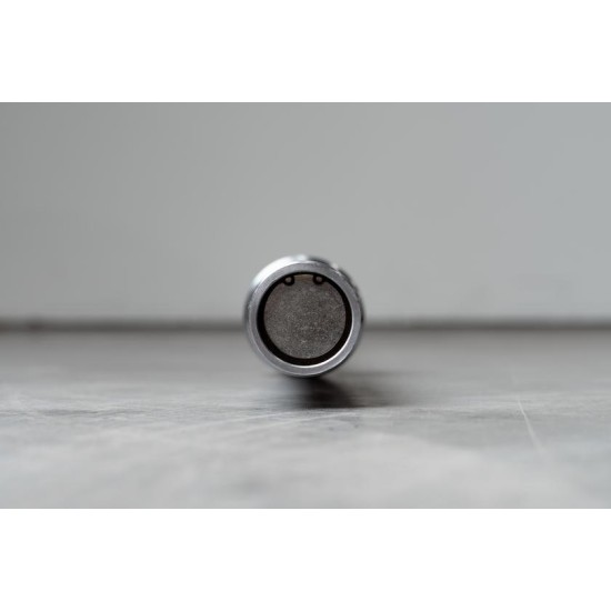 Torque Halterstang 1830mm, 200kg Belastbaarheid, Massief Staal Ontdek de Torque Olympische halterstang van 1830mm, geschikt voor 50mm halterschijven en met een belastbaarheid tot 200kg.