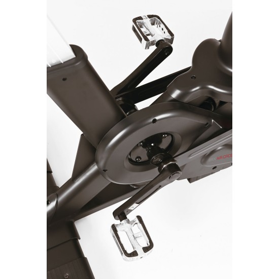 Toorx Fitness BRX-AIR-CROSS Airbike met 7 radiale schoepen Professionele Toorx Fitness BRX-AIR-CROSS Airbike met luchtweerstand, intervalprogramma's en een gebruiksvriendelijk LCD-scherm.