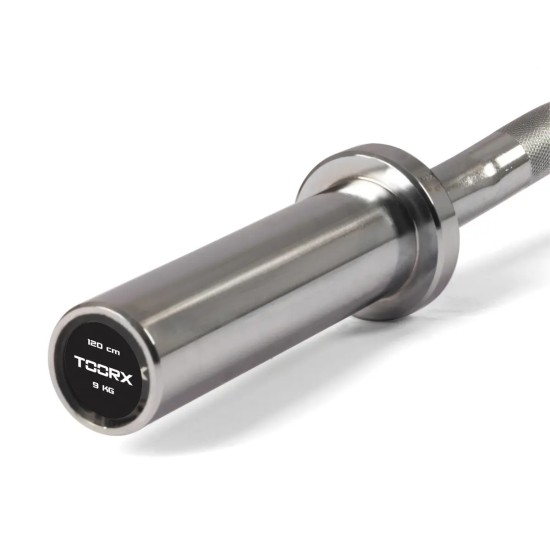 Toorx BCO-120 120 cm Curlstang met 28 mm Grip Olympische BCO-120 curlstang van 120 cm met een grip van 28 mm. Geschikt voor arm-, borst-, rug-, en schouderspieren. Maximale belasting 300 kg.