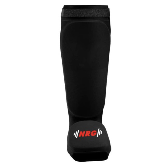 NRG SI MMA Scheenbeschermers met Supremo-Shock Foam™ en Carbon fiber fabric Optimaliseer je bescherming met de NRG SI MMA Scheenbeschermers. Ideaal voor MMA, kickboksen en thaiboksen, met geweldige schokabsorptie en ademend vermogen.