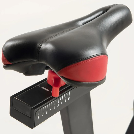 Toorx Fitness SRX Speed Mag Pro Spinbike met 24-niveau weerstand Ervaar hoogwaardige thuisfitness met de Toorx Fitness SRX Speed Mag Pro Spinbike. Voorzien van 24-niveau weerstand en compatibel met Zwift en Kinomap.